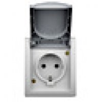 Nástenná zásuvka SCHUKO, IP54, pružinové svorky 