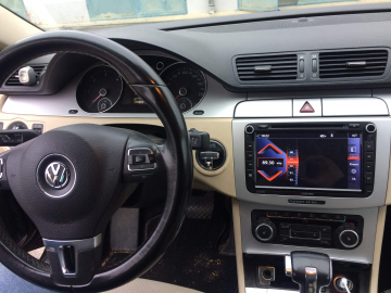 VW%20Passat%20CC%20Zenec-2.jpg